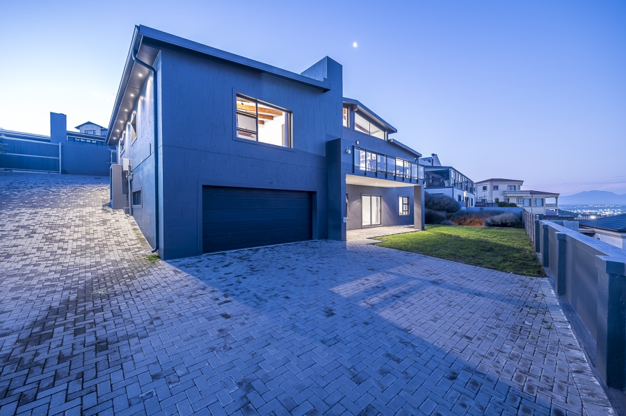 5 Bedroom Property for Sale in Island View Western Cape
